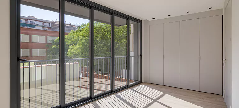 Aluminum Glazed Window Installation in South Miami Heights, FL