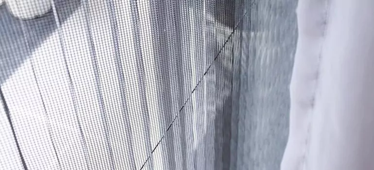 Fixing Screen Window Mesh in South Miami Heights, FL
