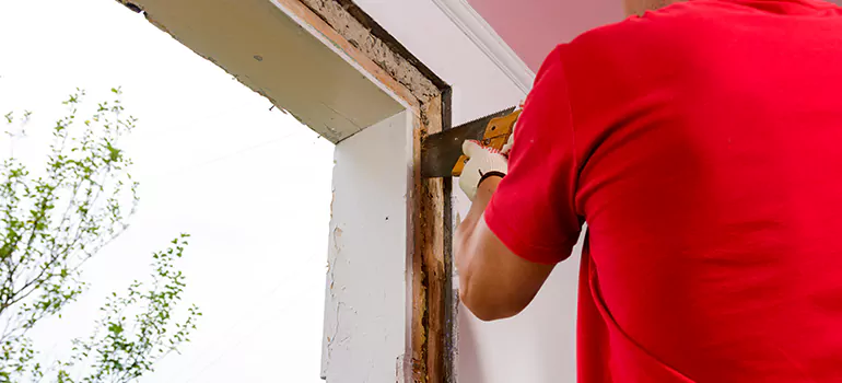 Residential Accordion Door Repair in South Miami Heights, FL