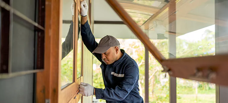 Double Hung Vinyl Window Sash Replacement in South Miami Heights, FL
